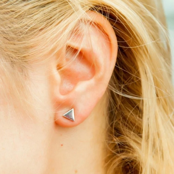 14k Gold Pyramid Stud Earrings - Picture 7 of 16